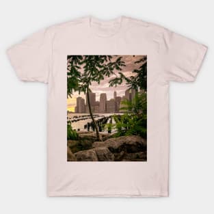 Manhattan Skyline Pink Sunset Brooklyn NYC T-Shirt